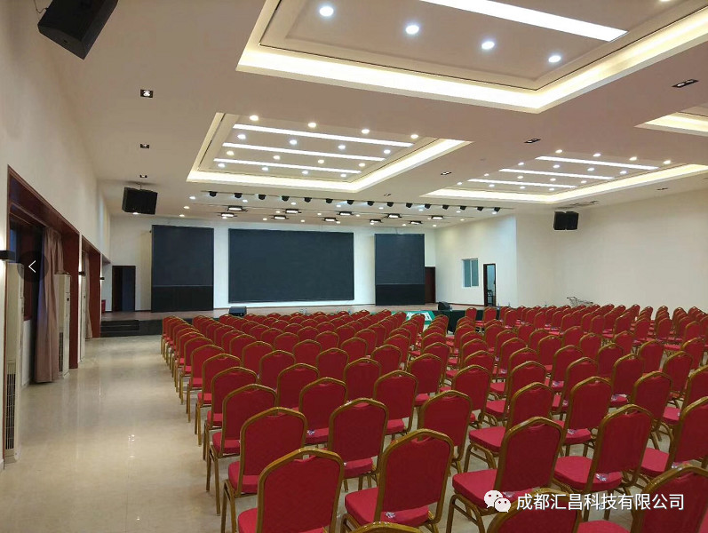 点亮舞台：演出灯光音响租赁的重要性